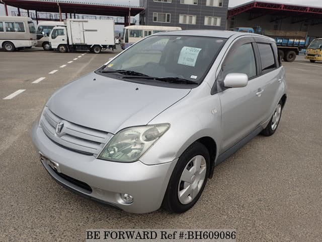 TOYOTA IST