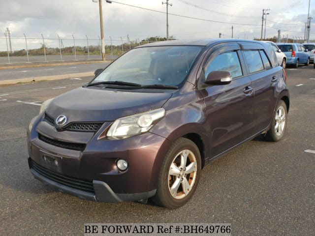 TOYOTA IST