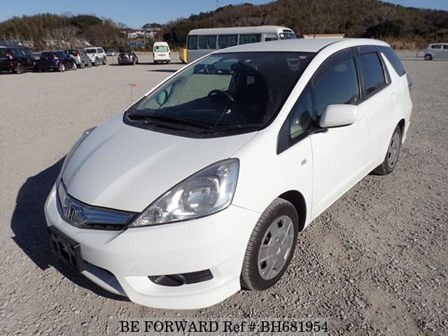 Used 12 Honda Fit Shuttle Hybrid C Daa Gp2 For Sale Bh Be Forward