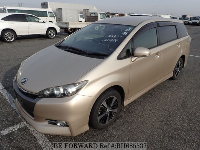 TOYOTA Wish