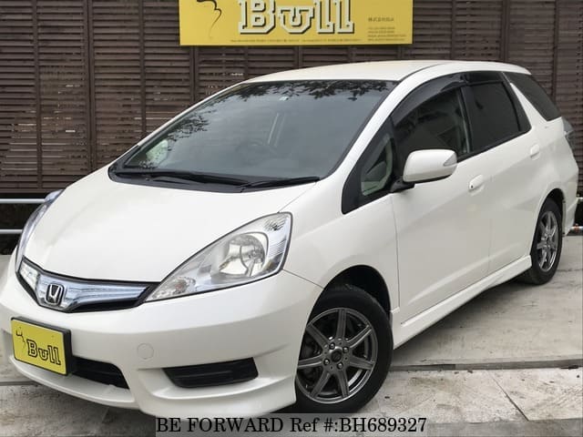 Used 11 Honda Fit Shuttle Hybrid 1 3g Smart Selection Daa Gp2 For Sale Bh6327 Be Forward