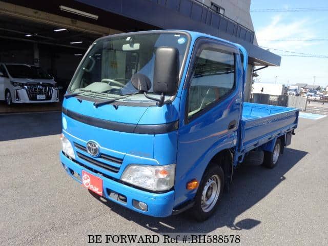 TOYOTA Dyna Truck