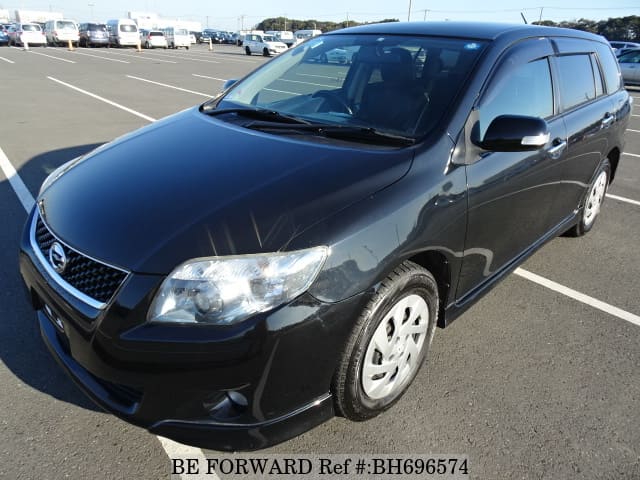 TOYOTA Corolla Fielder