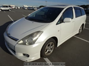 Used 2004 TOYOTA WISH BH697424 for Sale