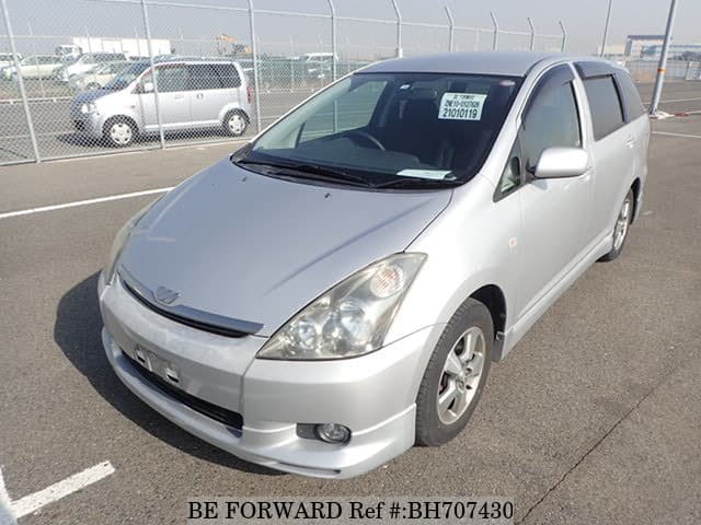 TOYOTA Wish