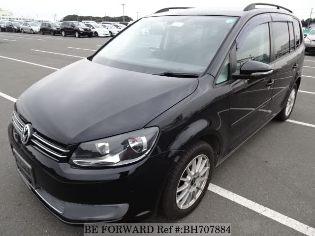 VOLKSWAGEN Golf Touran