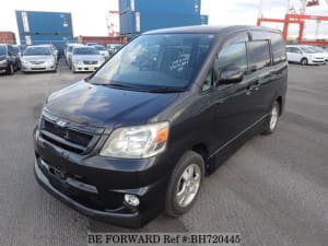 Used 2004 TOYOTA NOAH BH720445 for Sale