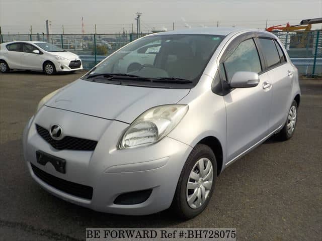 TOYOTA Vitz