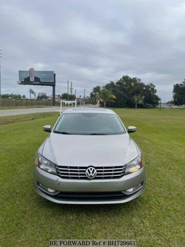 VOLKSWAGEN Passat