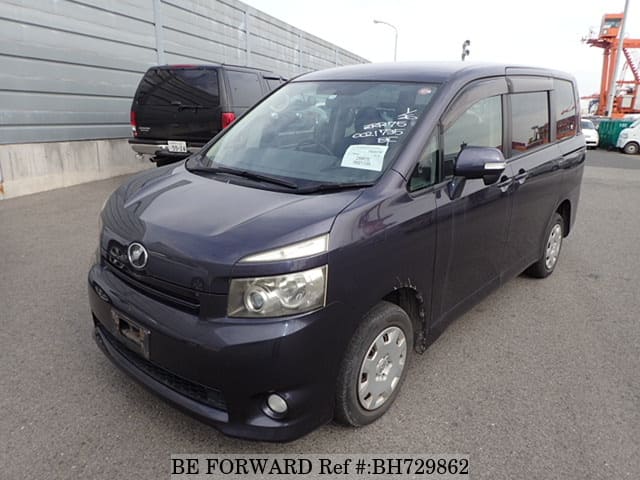 Toyota voxy 2008