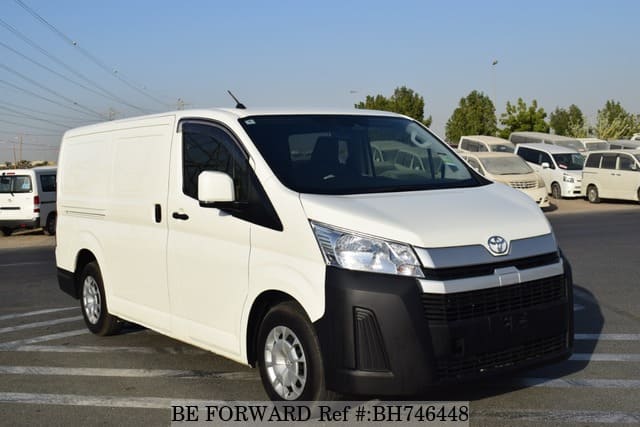 2019 hiace van