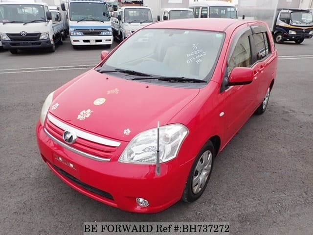 Toyota raum 2008