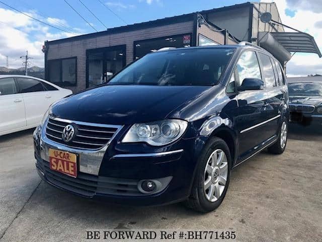 VOLKSWAGEN Golf Touran