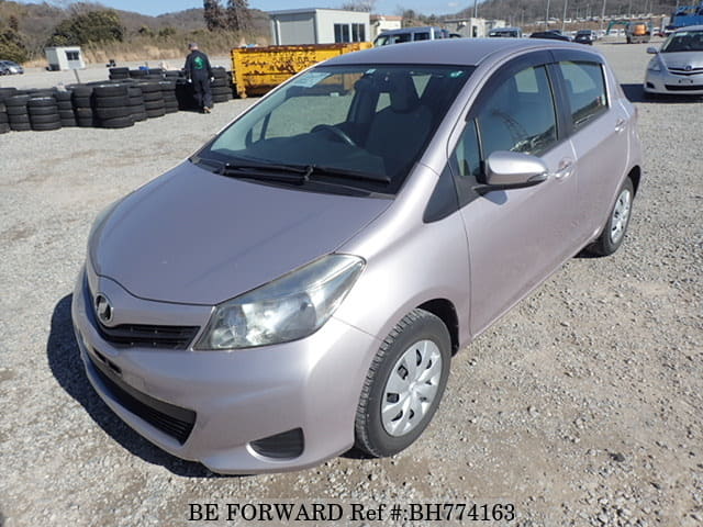 TOYOTA Vitz