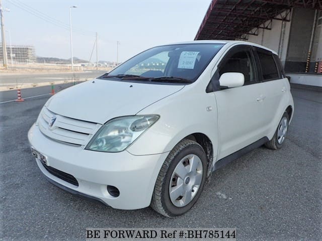 TOYOTA IST