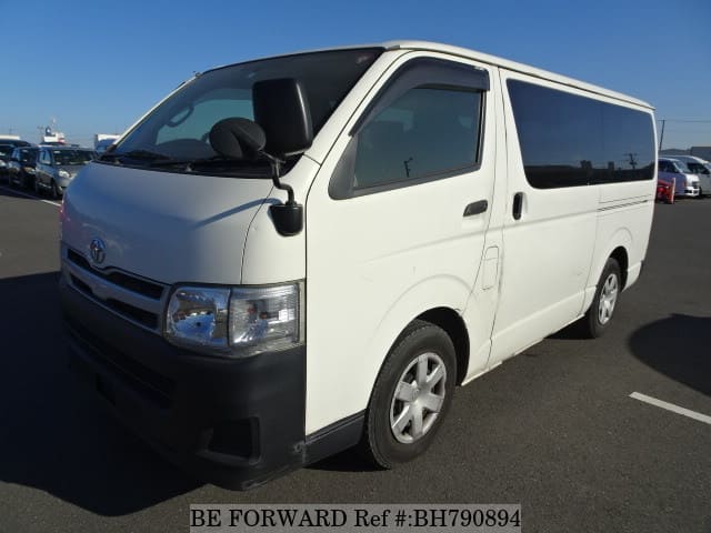 TOYOTA Hiace Van