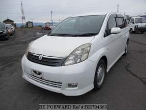 Used 2006 TOYOTA ISIS BH794680 for Sale