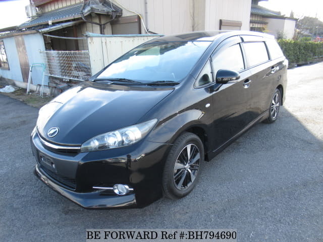 TOYOTA Wish