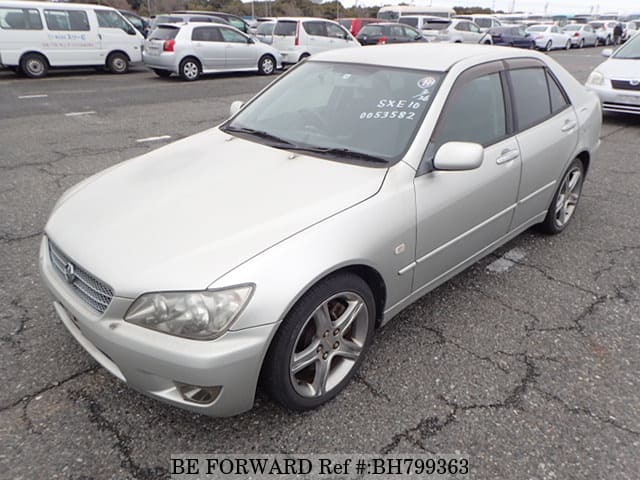 Toyota altezza 2004