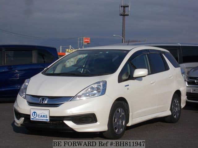 Used 14 Honda Fit Shuttle Hybrid Gp2 For Sale Bh Be Forward