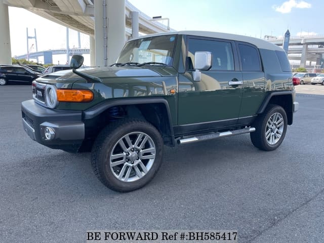 TOYOTA FJ Cruiser