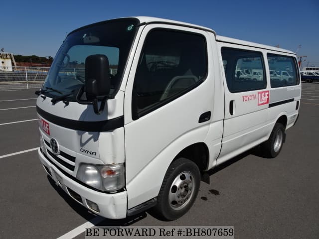 Toyota dyna van