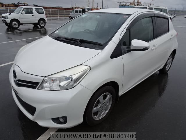 TOYOTA Vitz