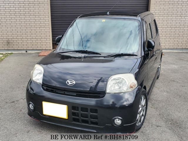 DAIHATSU Esse