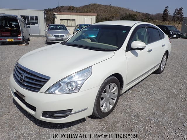 NISSAN Teana