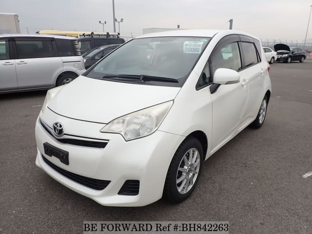 Toyota ractis 2012