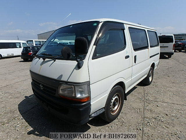 TOYOTA Regiusace Van