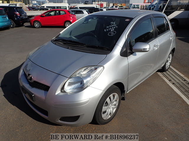 TOYOTA Vitz