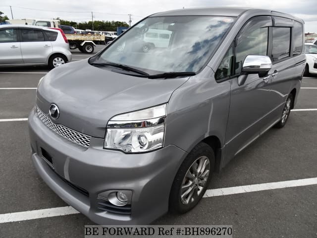 Used 2013 TOYOTA VOXY ZS KIRAMEKI 3/DBA-ZRR70W for Sale BH896270