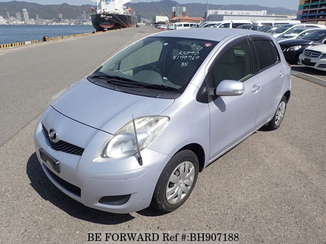 TOYOTA Vitz