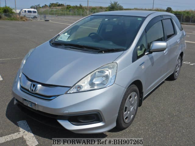 Used 14 Honda Fit Shuttle Hybrid Daa Gp2 For Sale Bh Be Forward