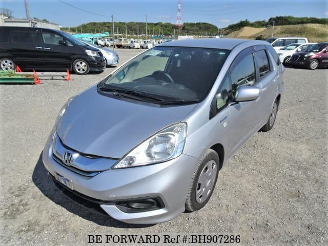 Used 13 Honda Fit Shuttle Hybrid C Daa Gp2 For Sale Bh Be Forward