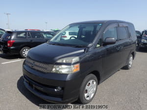 Used 2005 TOYOTA VOXY BH919976 for Sale