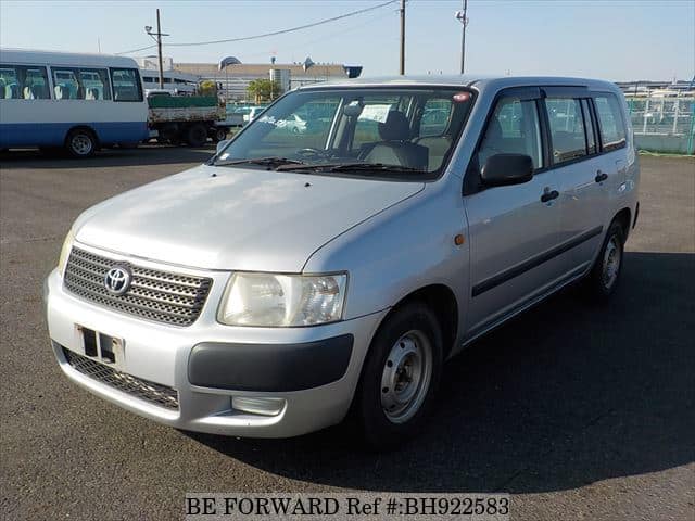 Toyota succeed van