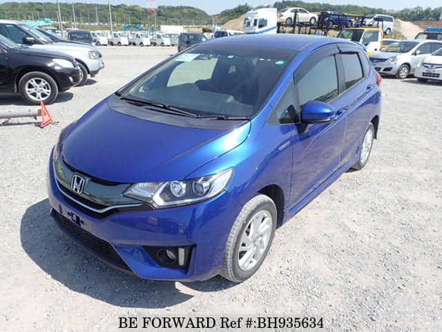 Used 14 Honda Fit Hybrid S Package Daa Gp6 For Sale Bh Be Forward