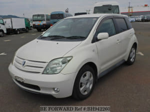 Used 2004 TOYOTA IST BH942260 for Sale
