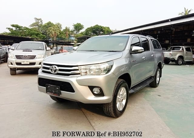 TOYOTA Hilux