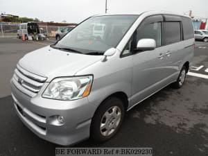 Used 2006 TOYOTA NOAH BK029230 for Sale