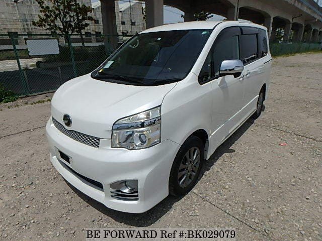 Used 2013 TOYOTA VOXY ZS KIRAMEKI Z/DBA-ZRR70W for Sale BK029079