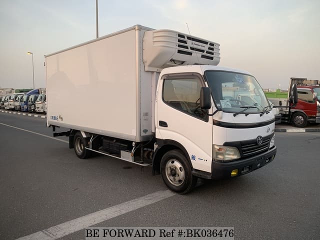 TOYOTA Dyna Truck