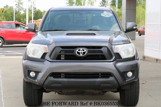 TOYOTA Tacoma