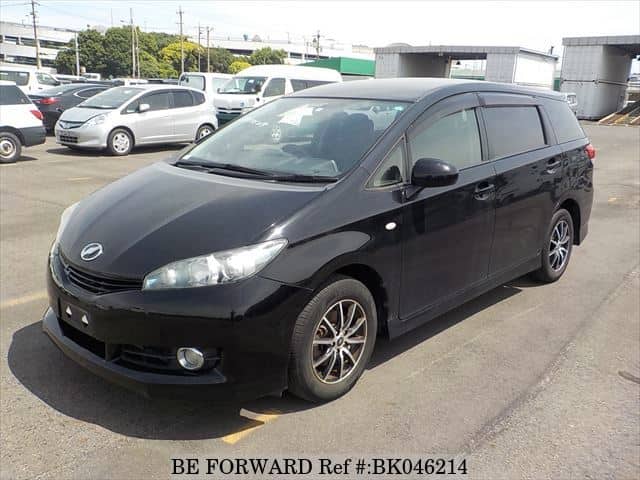 Toyota wish 2012 год