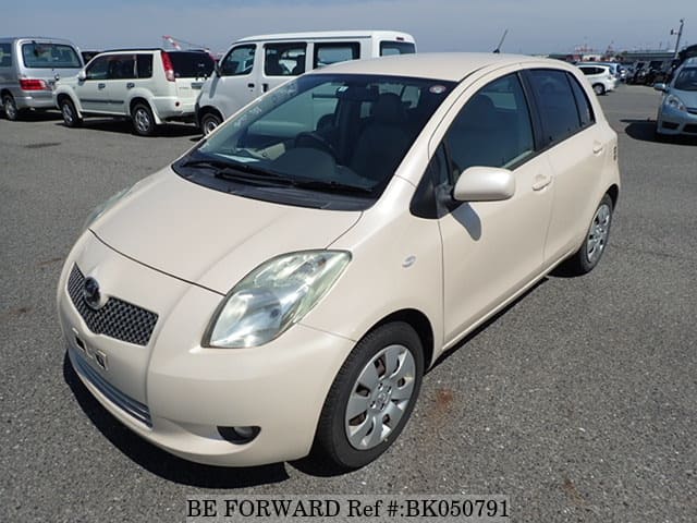 TOYOTA Vitz