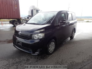 Used 2008 TOYOTA VOXY BK057309 for Sale