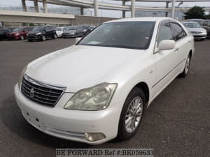 Used 2004 TOYOTA CROWN BK059633 for Sale