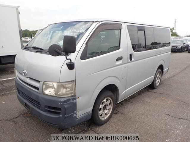 TOYOTA Regiusace Van